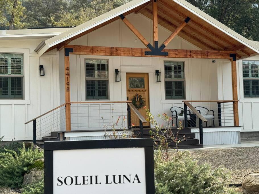 Soleil Luna 2 Miles From Sequoia Park Entrance Three Rivers Exteriör bild